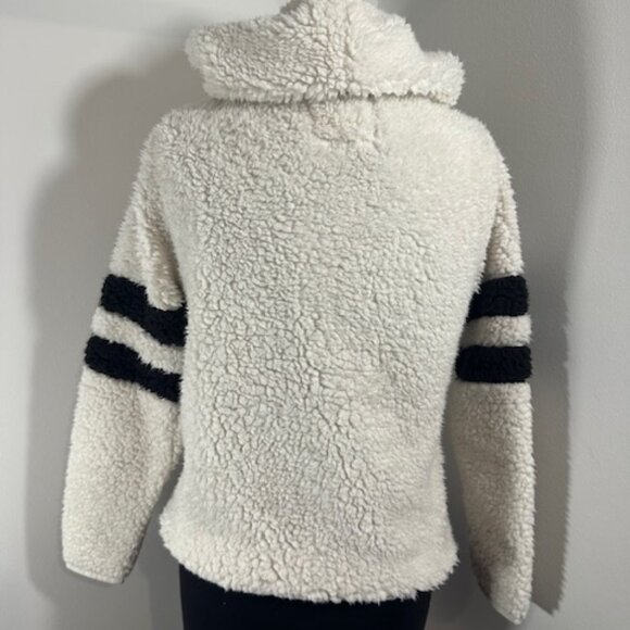 White / Black Softest Sherpa Hoodie Jacket    8319 - Picture 3 of 9